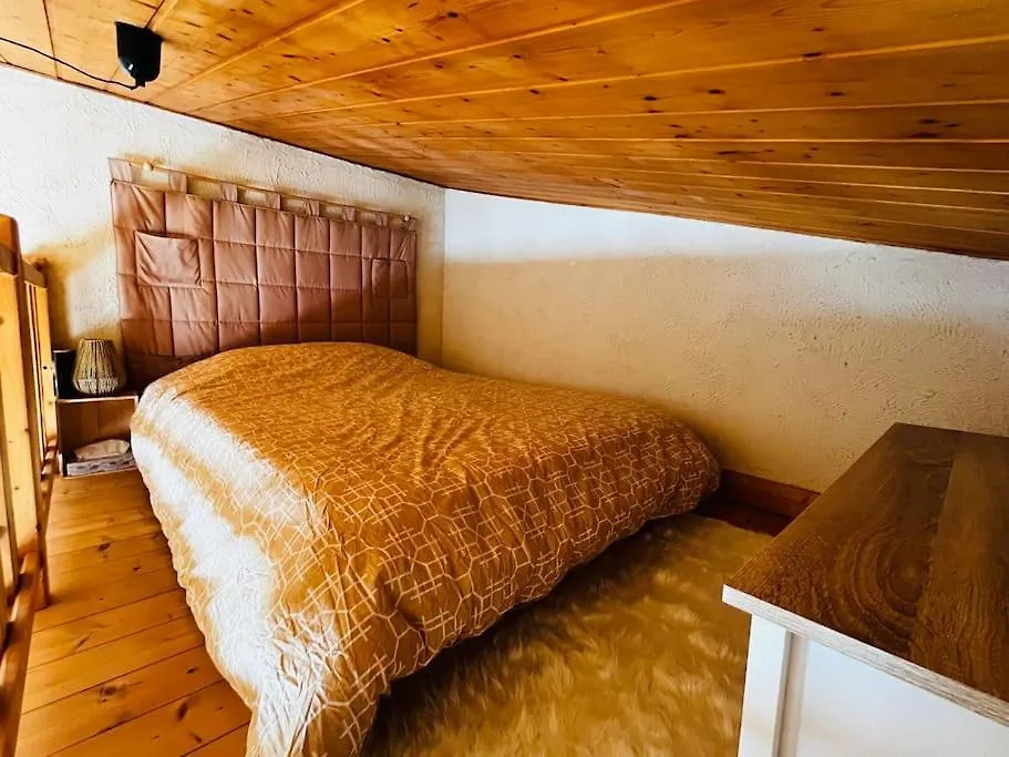 Apartment Appartement Calme Et Chaleureux Demi-Quartier